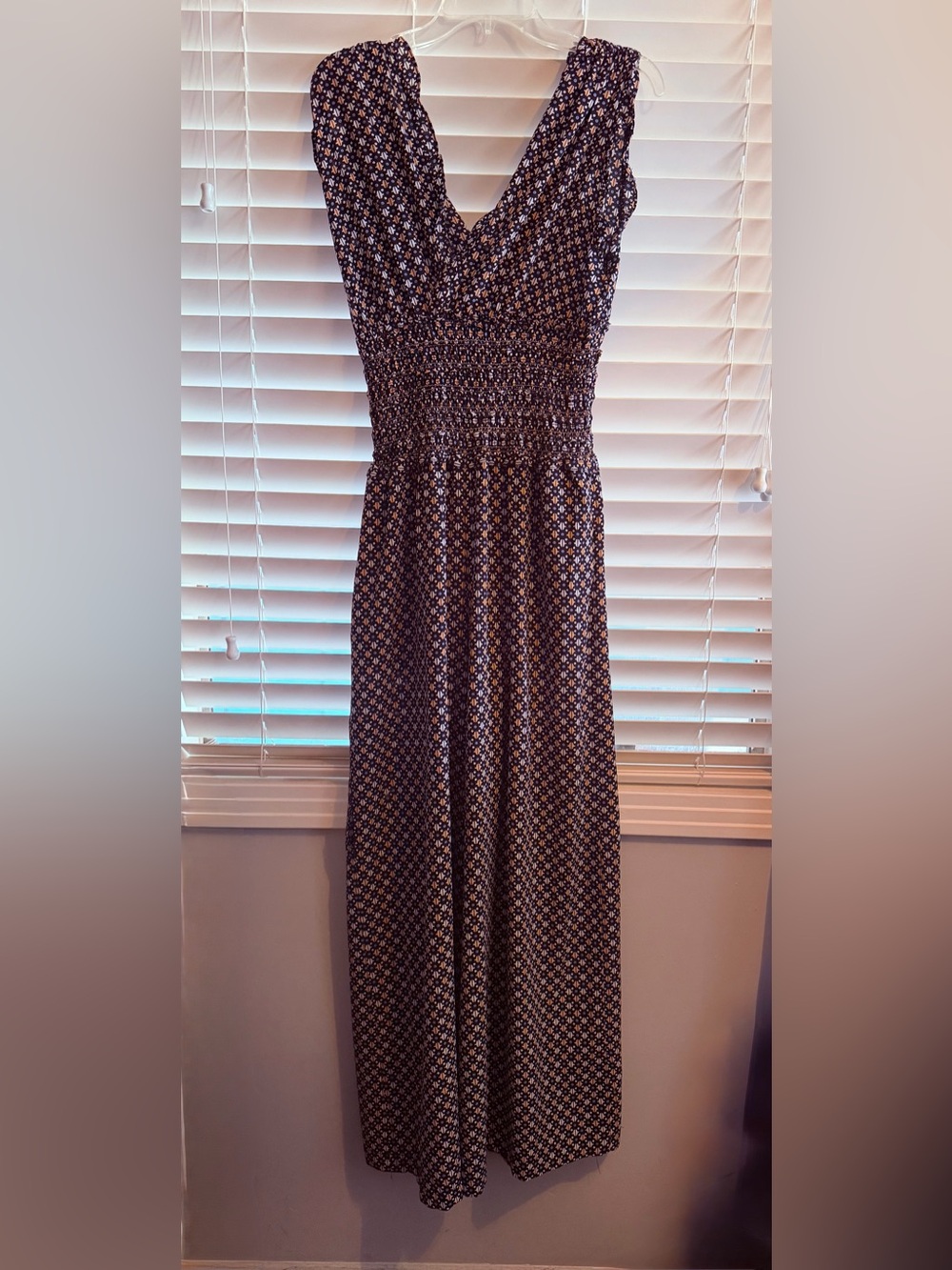 Women’s Large Smocked Waist Printed Wide-Leg Romper | Boho Chic | Flattering Fit - Picture 4 of 7
